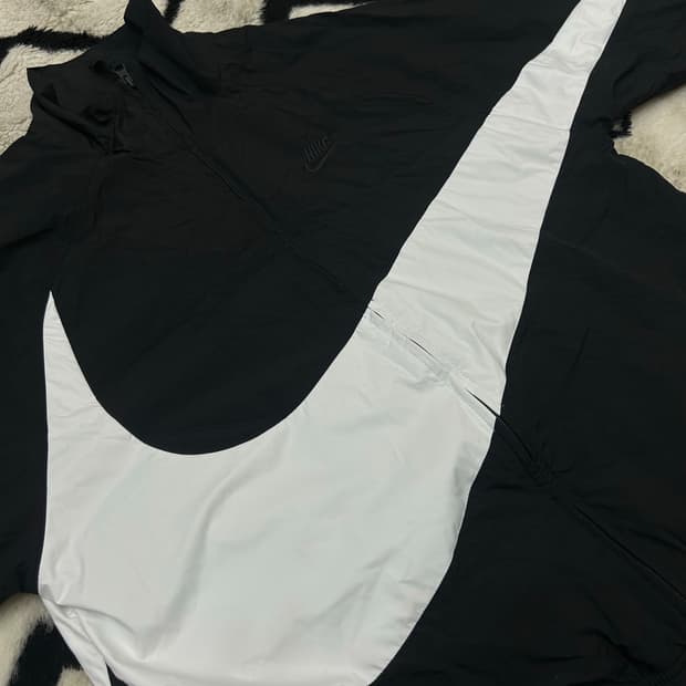 [L]나이키 빅 스우시 바람막이/블랙