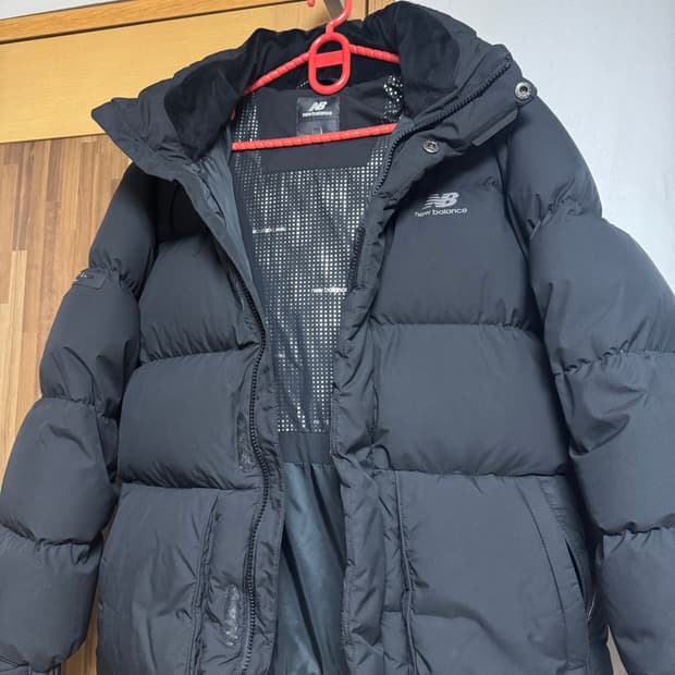 뉴발란스 패딩