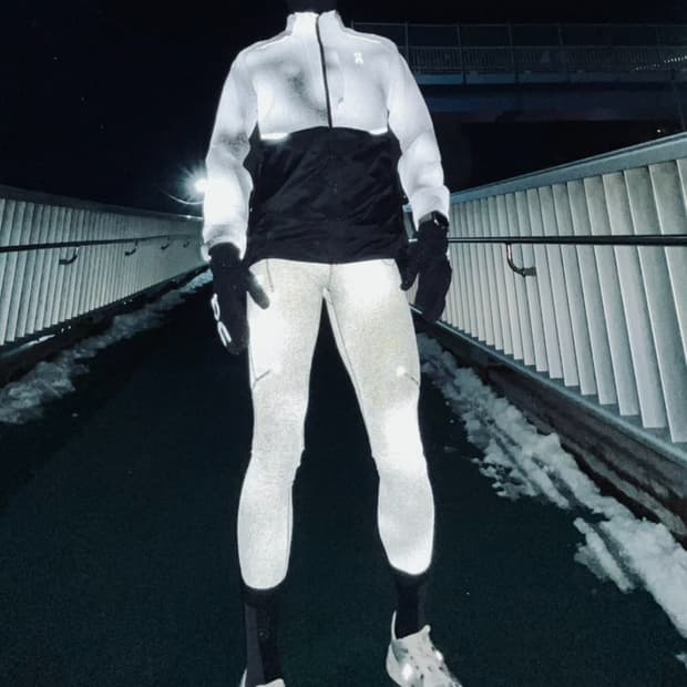 온러닝 루모스 웨더 자켓M /퍼포먼스 롱타이즈S 세트 