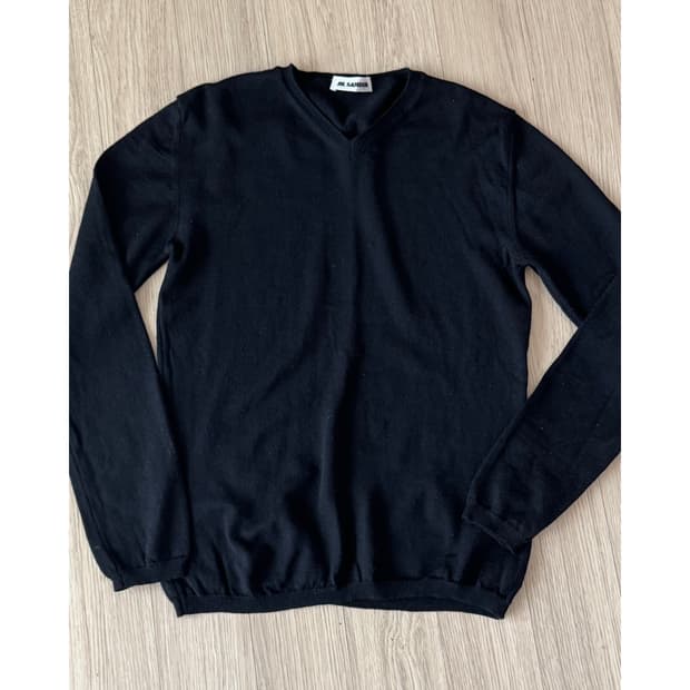 질샌더  블랙 V넥 니트  44-55반 