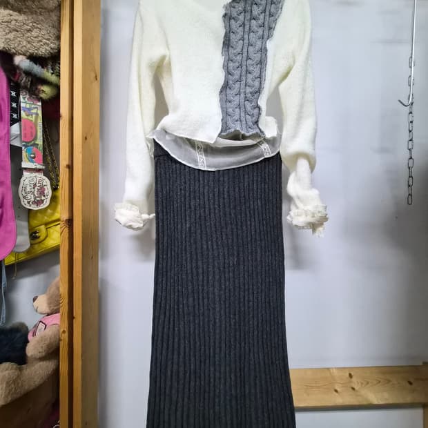 언발 케이프 크롭니트. 골지 캐시미어 스커트