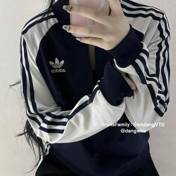 아디다스 레오파드 홍지윤 네이비 져지