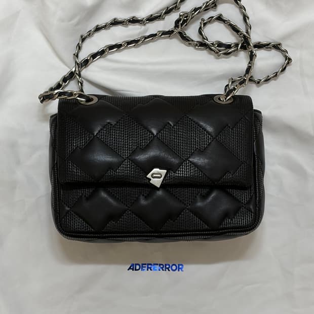 아더에러 테닛 토트백 느와르 샤넬백