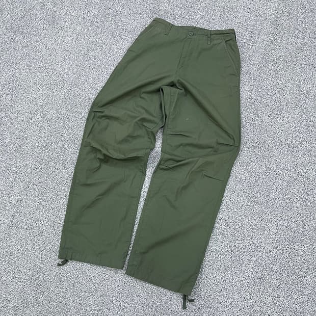 28 무신사스탠다드 여성 워크 팬츠 0410M