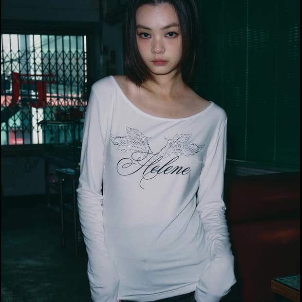 새상품 헬레네파리스 엔젤 레터링 큐빅 롱 슬리브 [화이트]