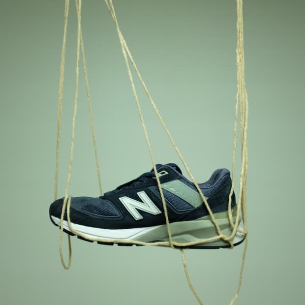 뉴발란스 준야 와타나베 990v5