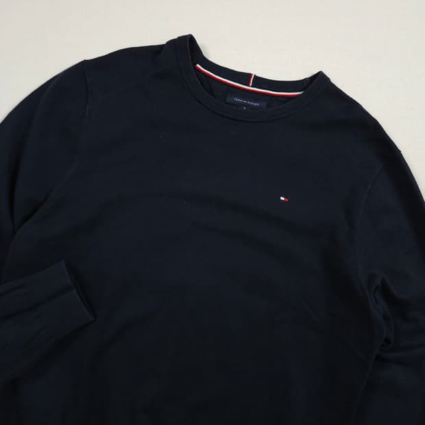 XL(100) 타미 힐피거 네이비 크루넥 니트