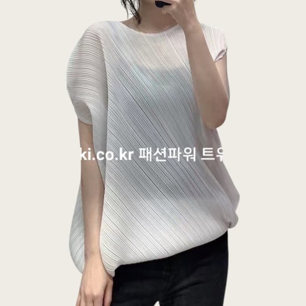 4/ 이세이미야케 플리츠플리즈 비대칭 블라우스