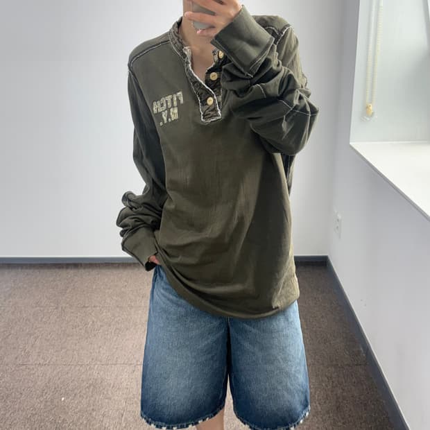 Abercrombie 아베크롬비 헨리넥 카키 롱슬리브 