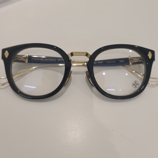 크롬하츠 삭 SAC 검/금 모델