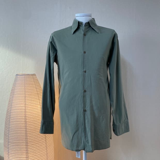 밀리터리 국방색 카키 셔츠