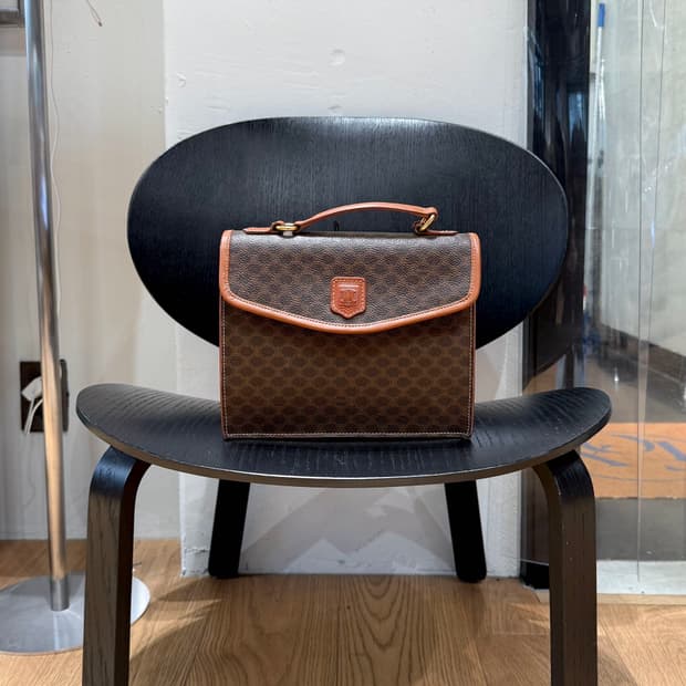 셀린느 브라운 마카담 탑 핸들백 