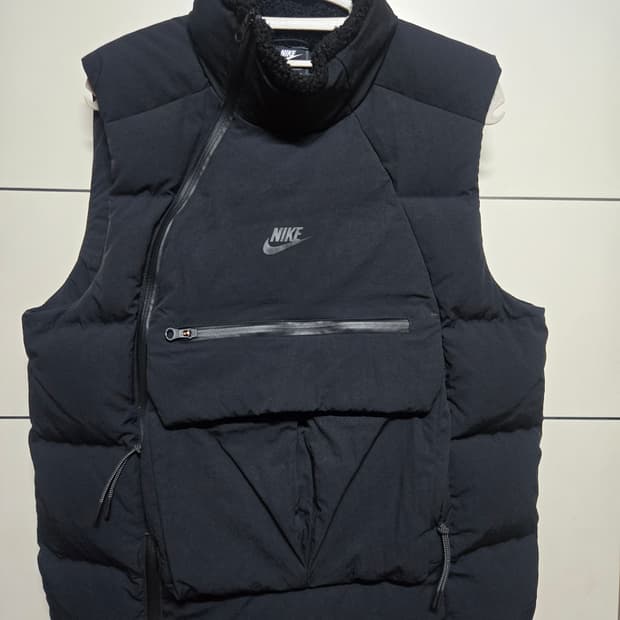 나이키 테크팩 다운필 베스트 패딩( L사이즈)