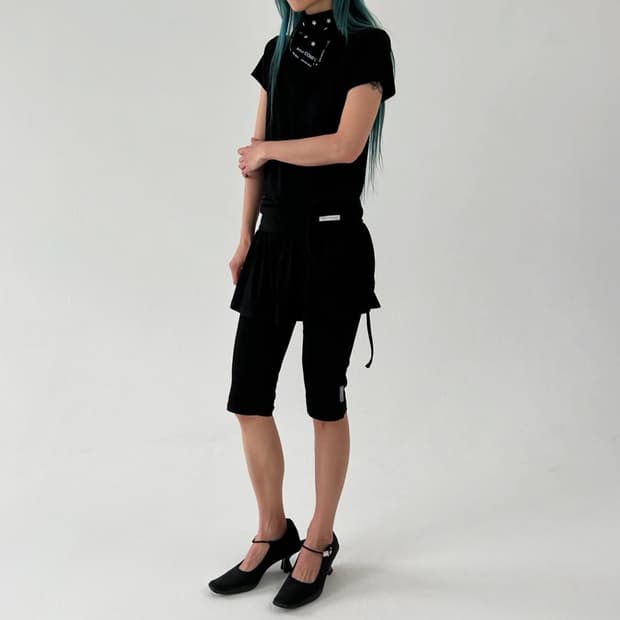 24-003 shirring skirt + capri leggings 