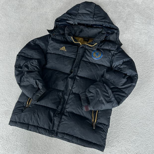 아디다스 그레이 패딩