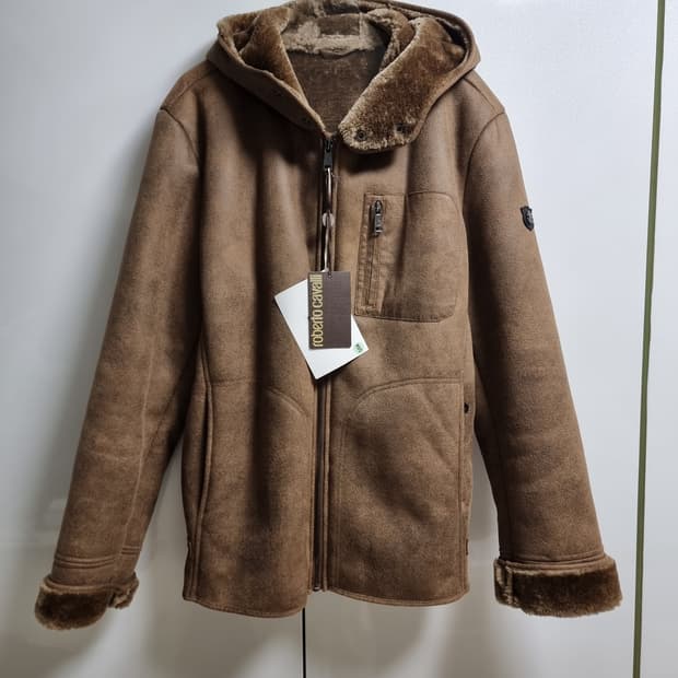 로베르토 까발리 초경량 무스탕 자켓 꼬냑색상 라지 사이즈 새제품