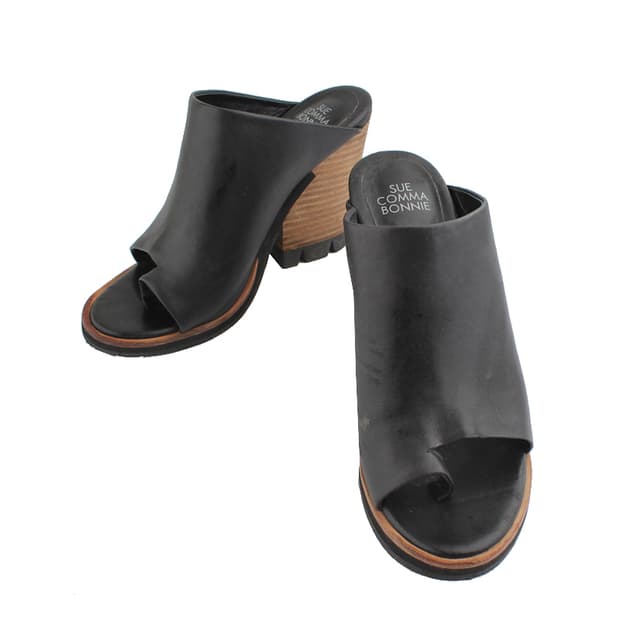 슈콤마보니 블랙 우드굽 뮬슬리퍼 380