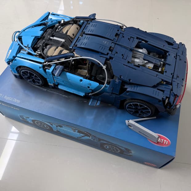 레고 테크닉 부가티 시론 42083