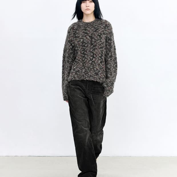 인사일런스 우먼 멀티 부클 니트 차콜