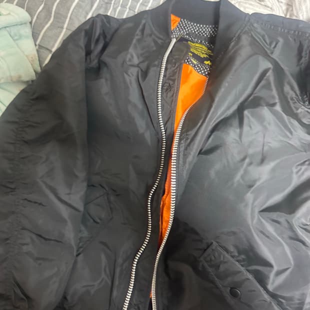 알파인더스트릿 