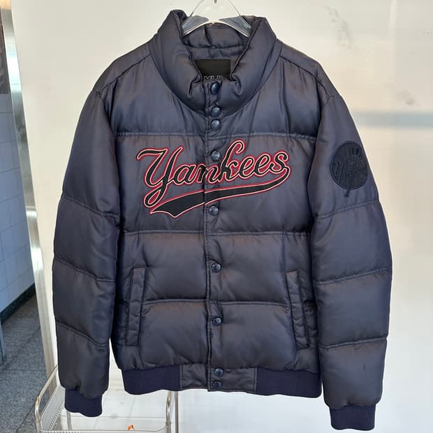 Mlb down jacket