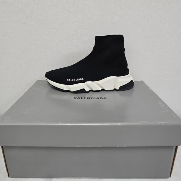 발렌시아가 스피드러너 스니커즈 신발 39사이즈 255 260 판매