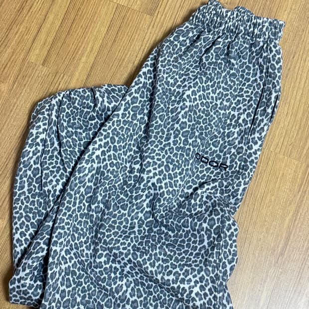 몰리와이드조거팬츠 레오파드 mollyjogger leopard