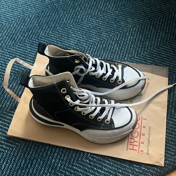 엄브로 토비하이 230