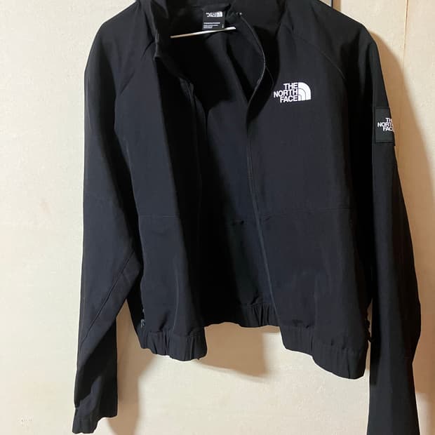 노스페이스 여자 크롭 바람막이 라지