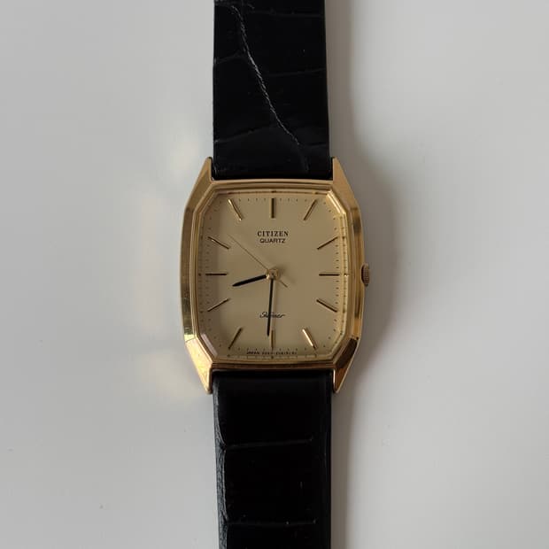 1980s Riviere Gold Tank Quartz