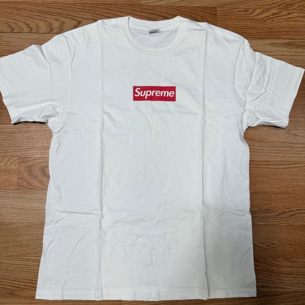 [XL] 슈프림 웨스트 할리우드 티셔츠 팝니다!