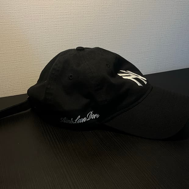 에메 레온 도르 x 뉴에라 양키스 볼파크 햇 블랙