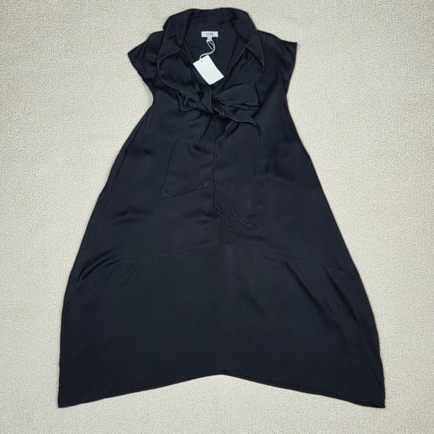 (새상품) [COS] 보우 디테일 비대칭 미디 드레스 | S00116