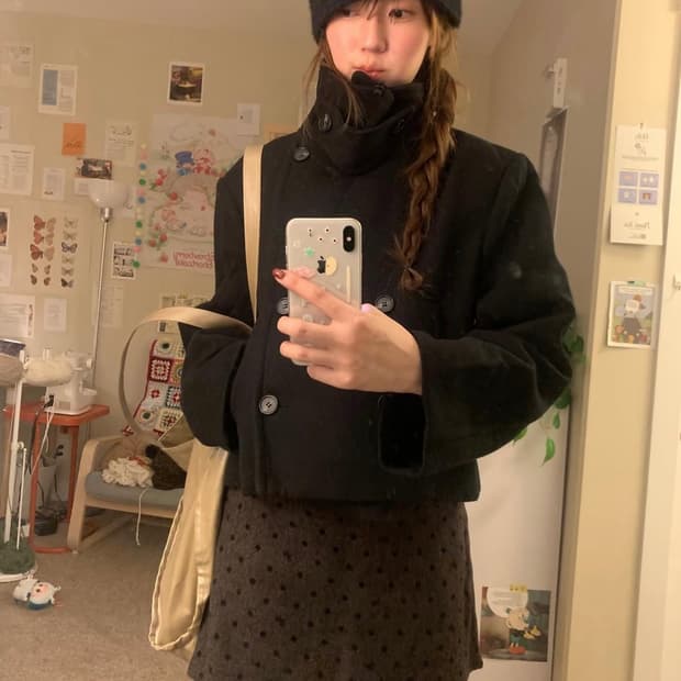 보우아카이브 하이넥 숏코트