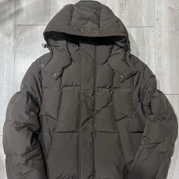 벨리에 크로스라인 구스 다운 딥브라운 (105) 상태 최상