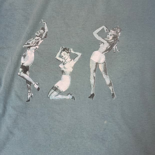 90s 싱글스티치 핀업걸 티셔츠