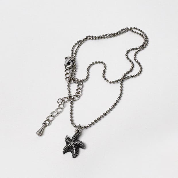 Starfish chain necklace