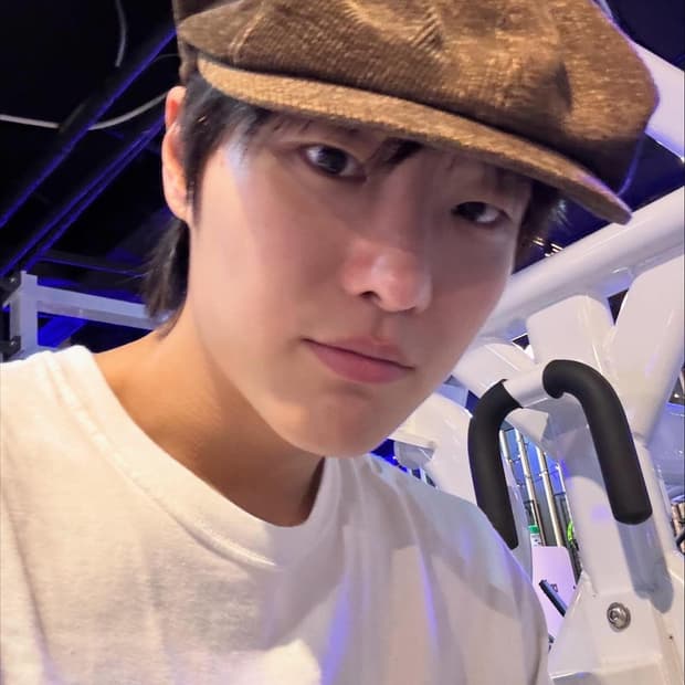 타이가 타카하시 뉴스보이 캡 빵모자 베레모 우즈 조승연 착용