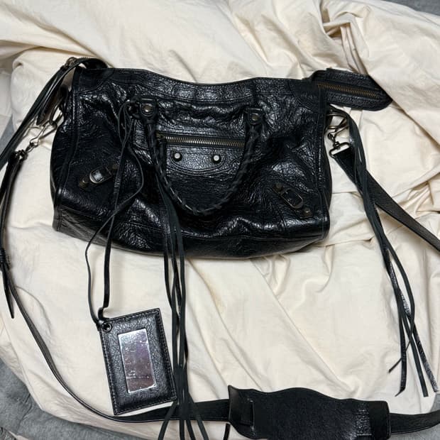 발렌시아가 모터백 S