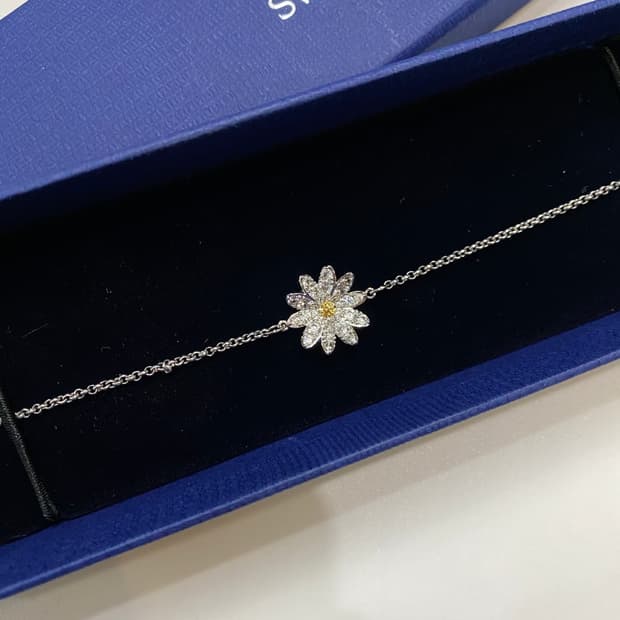 스와로브스키 지디 데이지 팔찌