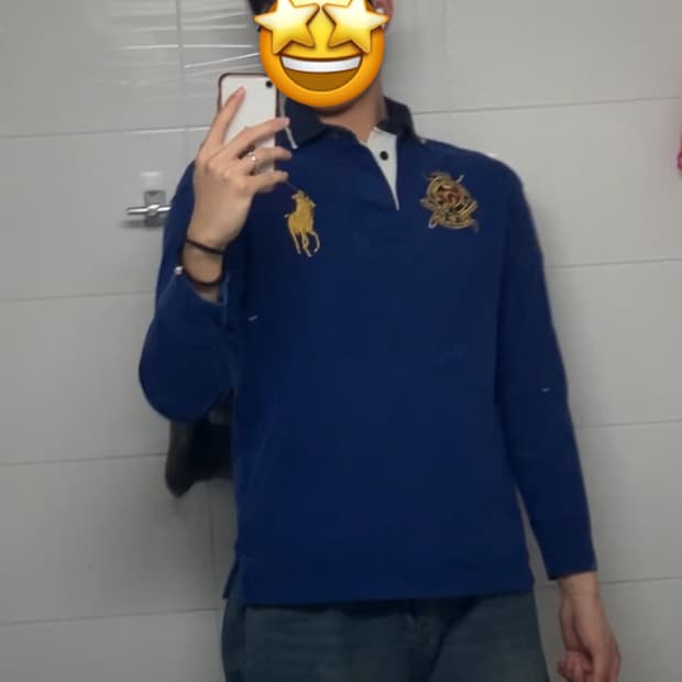 폴로 카라티 반집업 니트 등등 다 구합니다