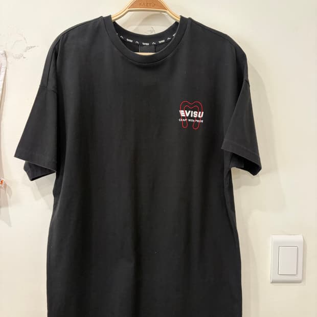 549. 에비수 반팔