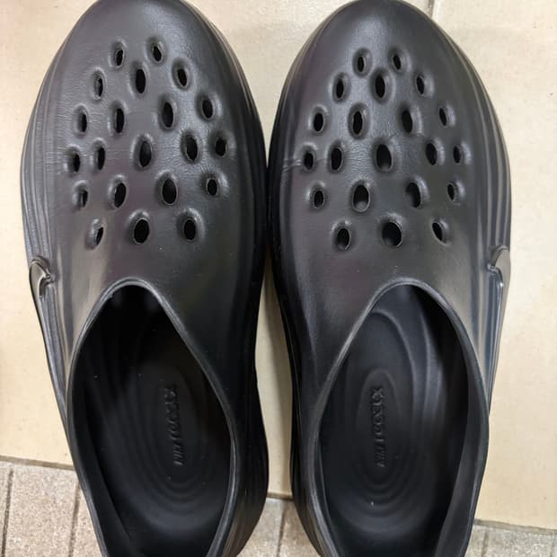 나이키 리액트x리주버네이트 블랙 270 판매합니다.