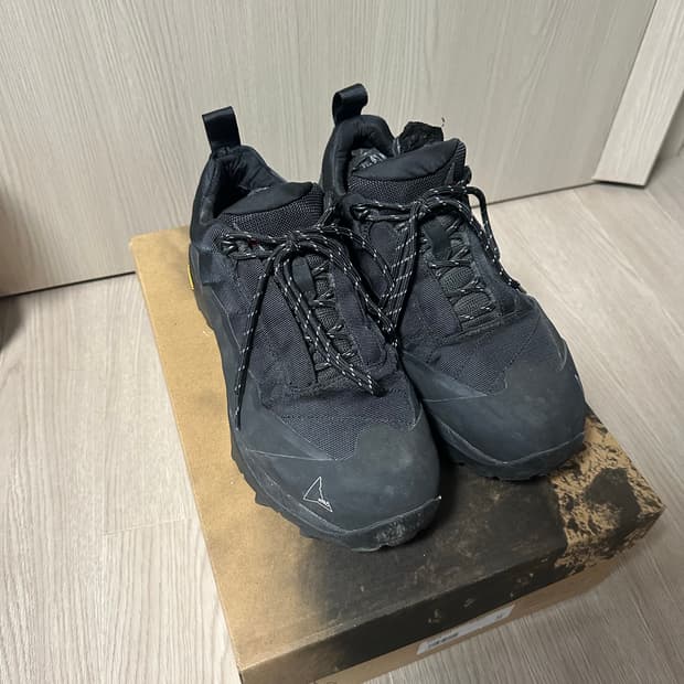 로아하이킹 카타리나 42사이즈