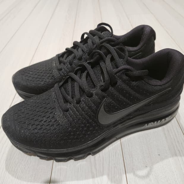 나이키 맨즈 에어맥스 2017 러닝화 트리플 블랙 849559-004 2