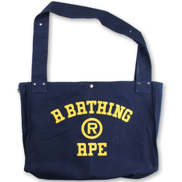 A BATHING APE