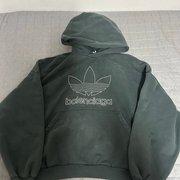 [2] 발렌시아가 아디다스 불꽃 로고 후드 티셔츠 다크그린
