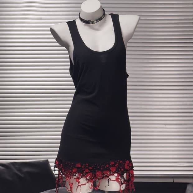 {UNKNOWN} Distressed Layered Sleeveless