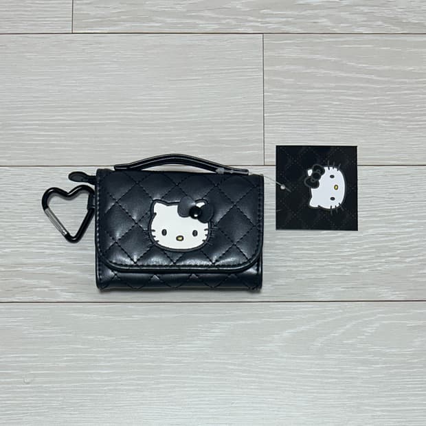 키티 퀼팅 지갑 블랙