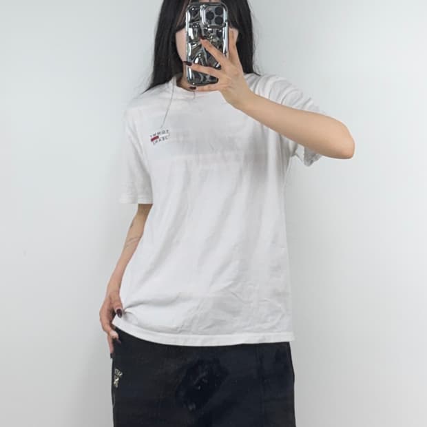 타미진스 크루넥 반팔 티셔츠 E74